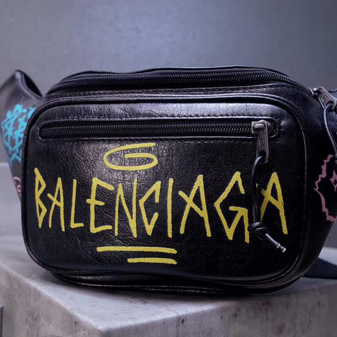 BALENCIAG巴黎世家 頂級原版品質 EXPLORER塗鴉款胸包 腰包 182788  BL1541